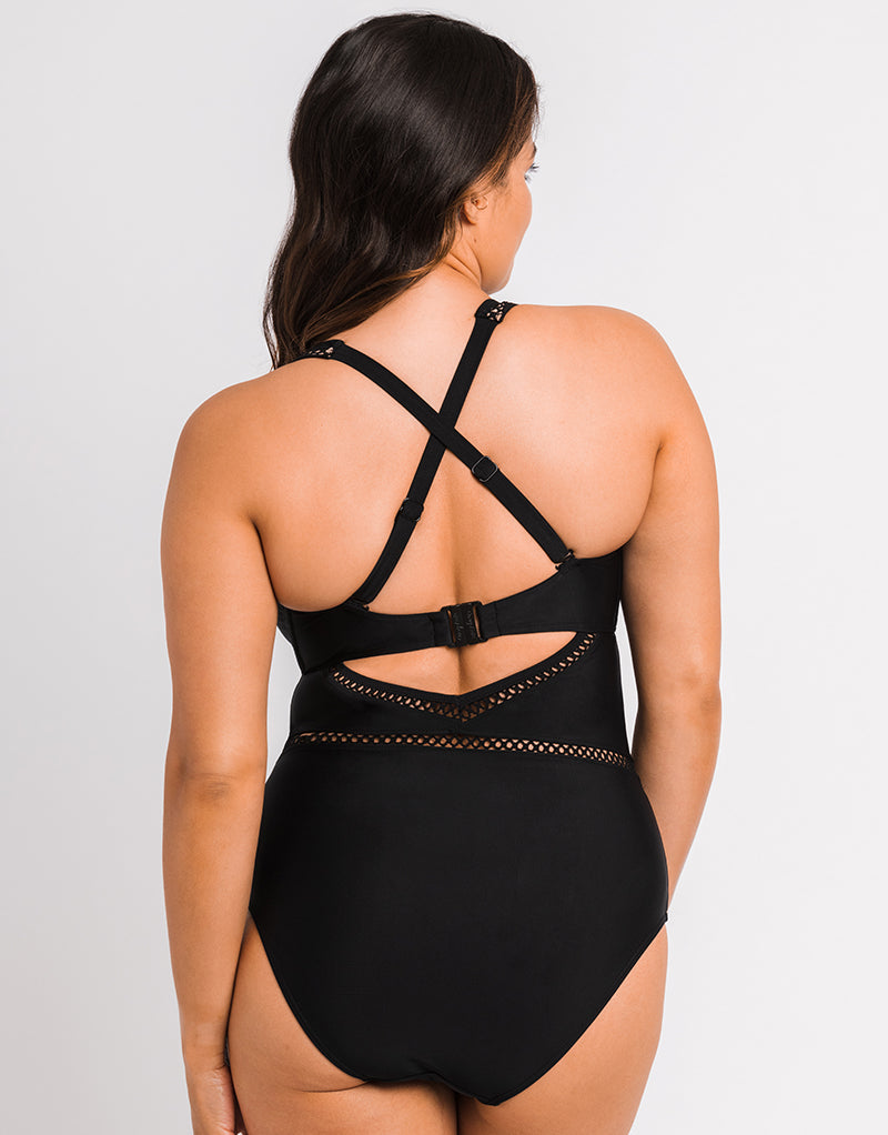 fc-black-swimsuit-b-2_800x.progressive