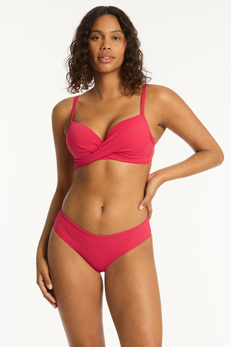 Nouveau-Raspberry_Cross-Front-Moulded-Cup-Underwire-Bra_Mid-Bikini-Pant_Sea-Level-Swim-Australia_01_b28b61e4-8a29-4bcf-94e1-008039aa7555
